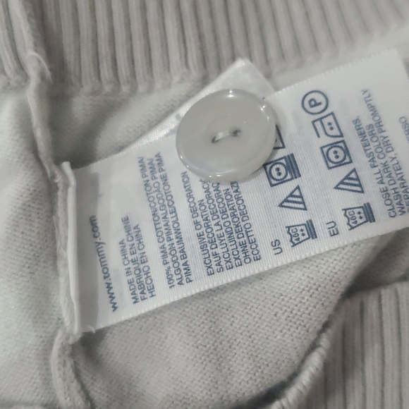 TOMMY HILFIGER BUTTON CARDIGAN - Picture 9 of 9